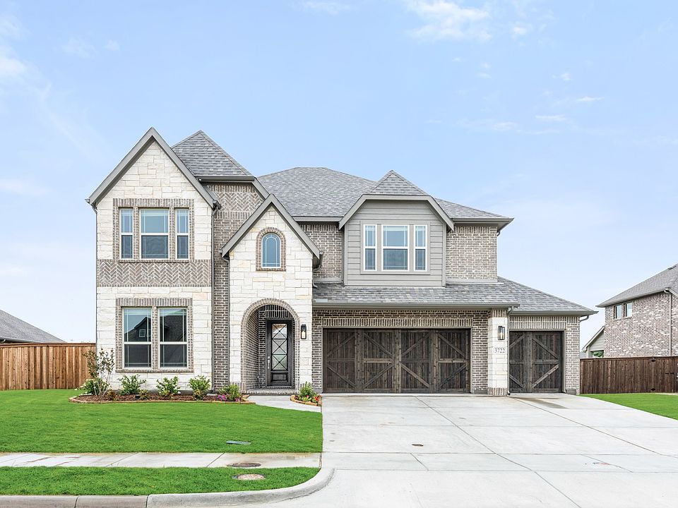 1st image of 3722 Oakcrest Dr