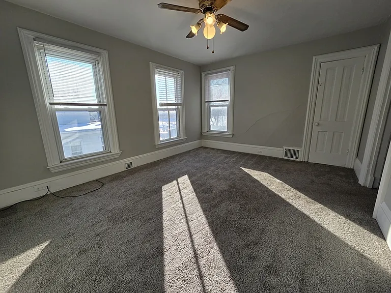 709 Franklin St #A — Photo 11