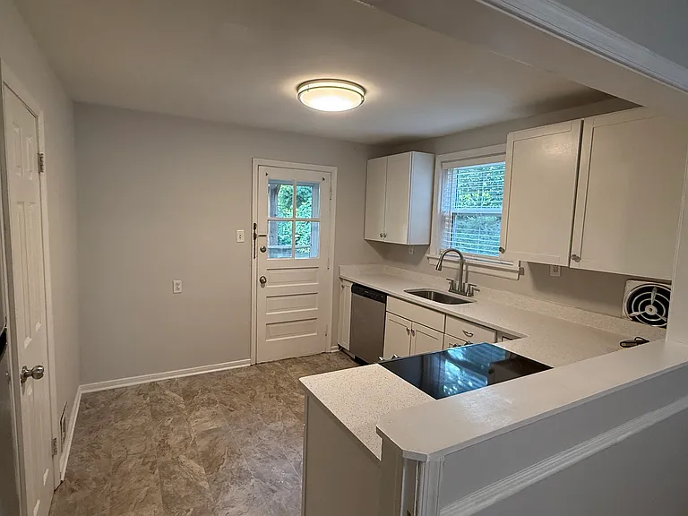 3228 Hanover Ave #A — Photo 7