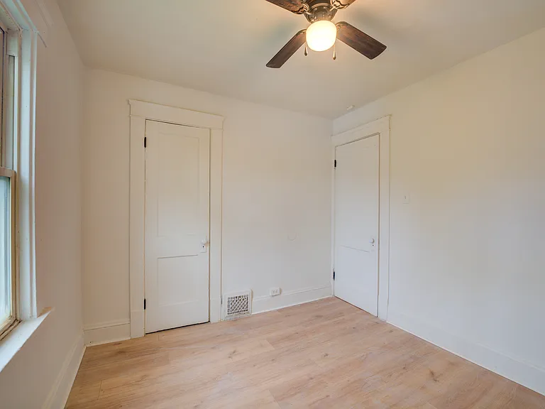 3241 E 116th St #1 — Photo 18