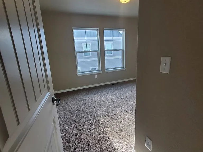 2421 Ridge Top Dr #5 — Photo 34