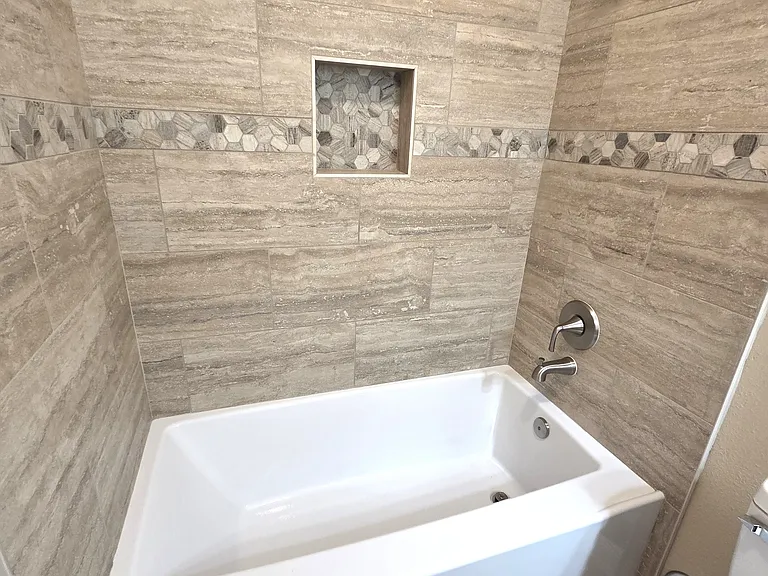 450 Jackson St #1 — Photo 11