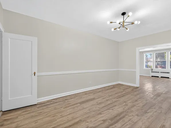 784 Avenue C image 13 of 25