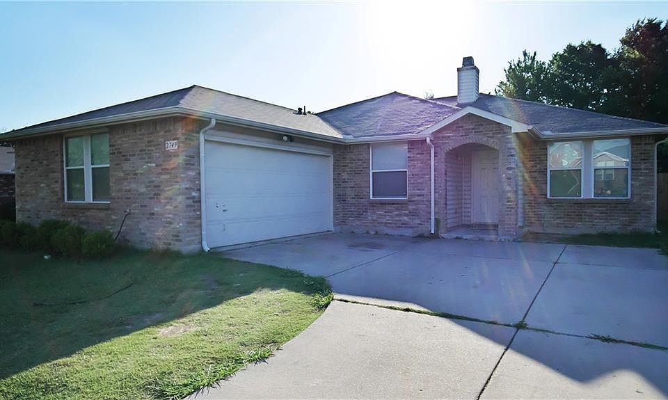 1st image of 2749 Cameron Way