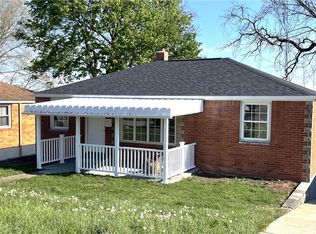 310 Bost Dr, West Mifflin, PA 15122
