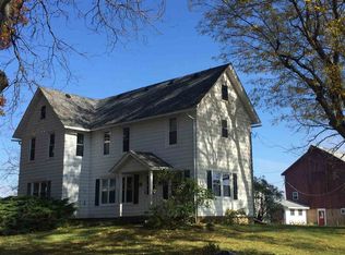 4806 S Hoisington Rd, Winnebago, IL 61088