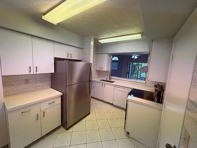 1117 SE 5th Ct — Photo 7