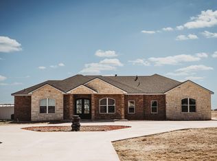 1017 Tall Grass Ln, Clovis, NM 88101