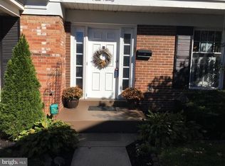 990 E Maple St, Palmyra, PA 17078