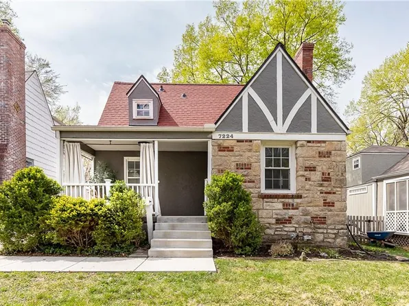 7224 Walnut St, Kansas City, MO 64114