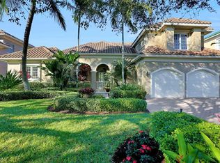 465 Egret Ave, Naples, FL 34108