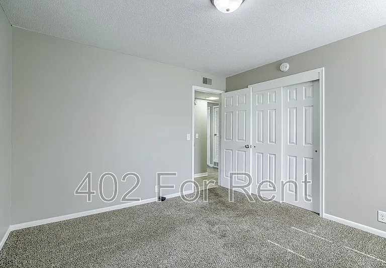 1008 S 29th St #4 — Photo 13