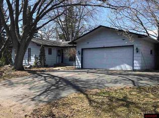 24 Jayro Ct, Mankato, MN 56001