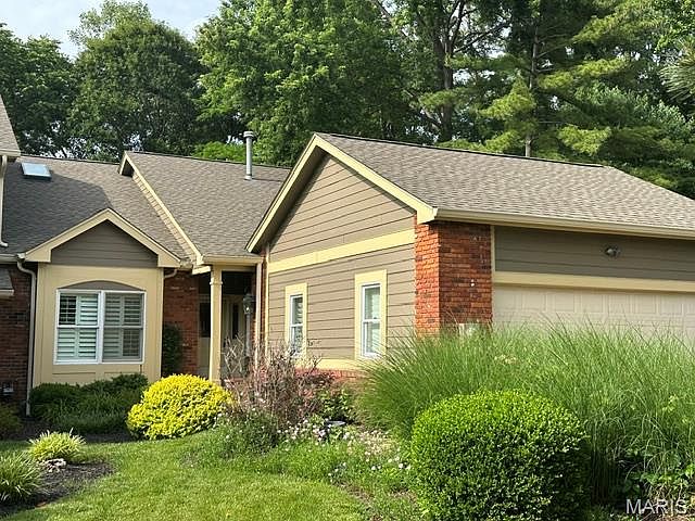 1st image of 718 Walnut Creek Ln