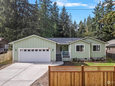 7840 Blakely Avenue, Clinton, WA, 98236