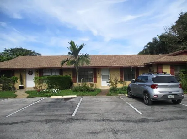 4290 Royal Banyan Way #7-B, Lake Worth, FL 33461
