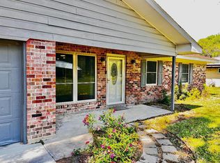 106 Powell Dr, Leesville, LA 71446