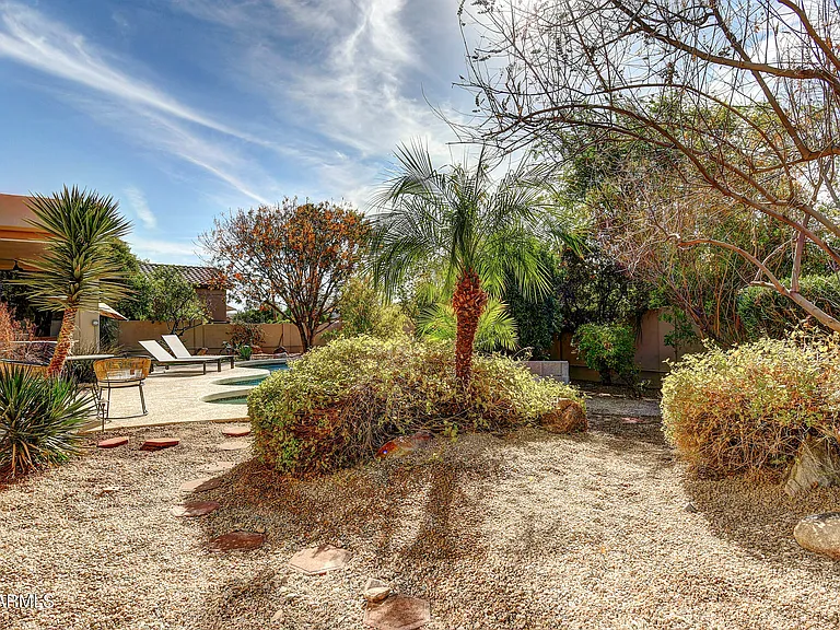 12113 E Sahuaro Dr — Photo 66
