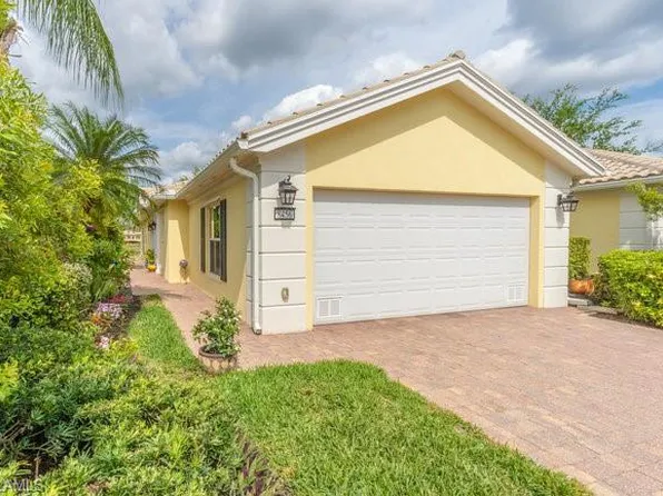 8456 Borboni CT, NAPLES, FL 34114