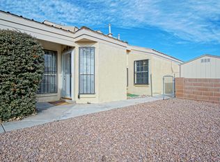 1686 Perma Dr NE, Rio Rancho, NM 87144