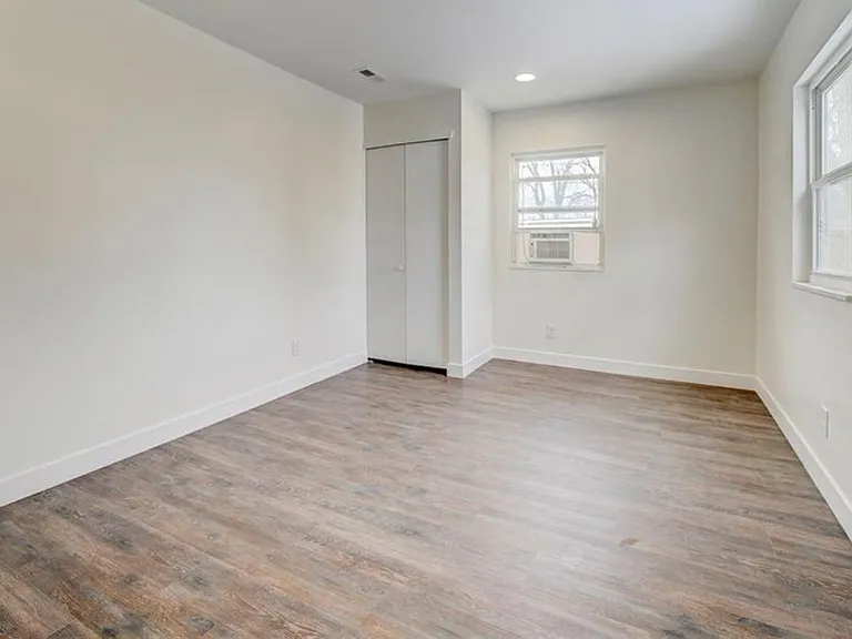 1924 S Hancock Ave — Photo 9