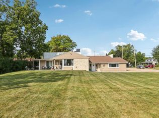 9205 S Chicago Rd, Oak Creek, WI 53154