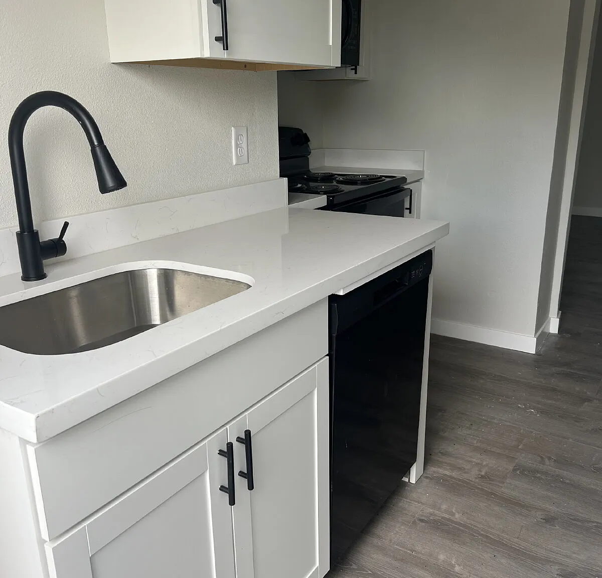 1 bed, 1.0 bath, $1,000 — Photo 3