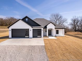 15439 N 55th West Ave, Skiatook, OK 74070