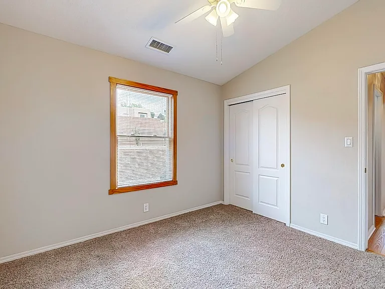10543 Portofino Dr NW — Photo 28