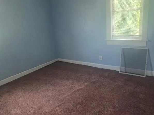 15861 Appoline St, Detroit, MI 48227