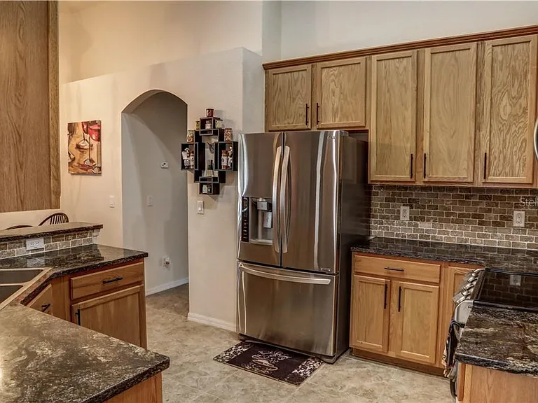 1521 Echo Lake Ct — Photo 5