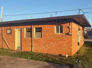 2001 N Brazosport Blvd, Freeport, TX 77541