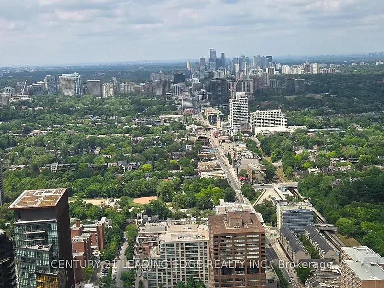 11 Yorkville Ave #5103 — Photo 6