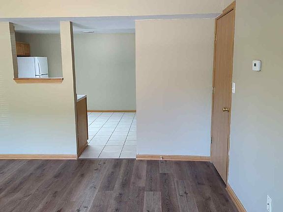 3rd image of 408 Ming St #C