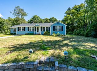160 Dunns Pond Rd, Barnstable, MA 02630
