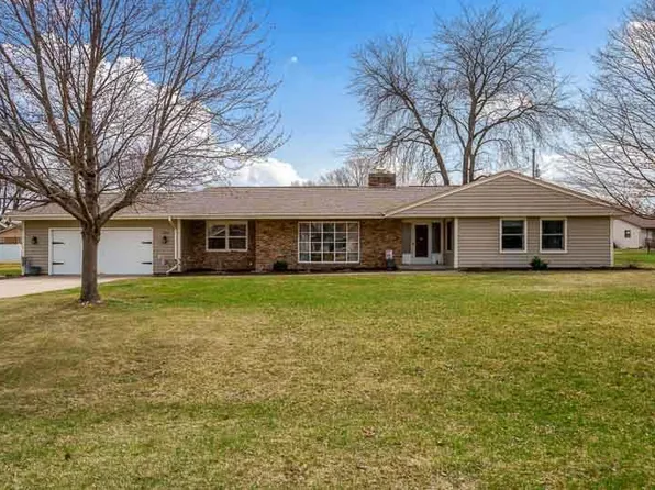 726 East Petunia Lane, Beloit, WI 53511