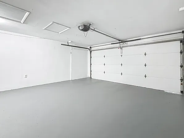 1469 S Hillcrest Ave, Clearwater, FL 33756