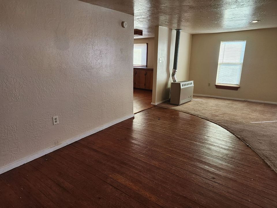 1st image of 1206 N Abilene Ave