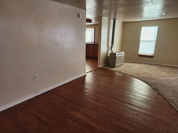 1206 N Abilene Ave, Portales, NM 88130