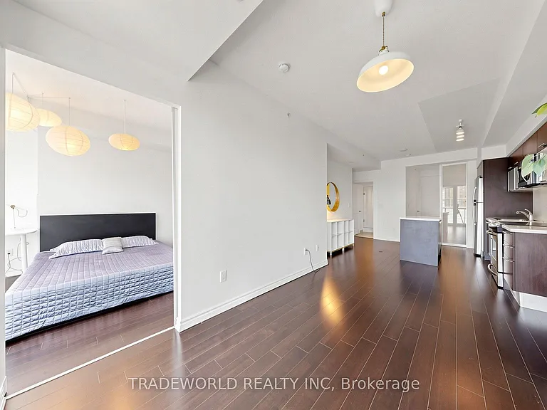 386 Yonge St #3709 — Photo 7