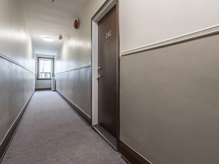 1 Claude Ave #50069A-105 — Photo 8