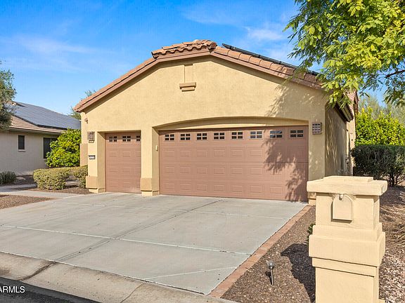 3rd image of 16350 W WILSHIRE Drive