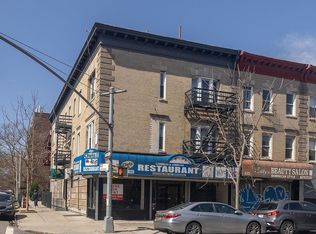 209 Hawthorne St, Brooklyn, NY 11225