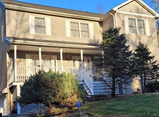 68 Tracy Station Rd, Manalapan, NJ 07726