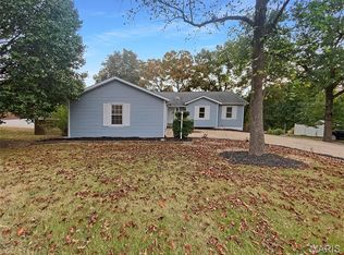 2132 Ridgedale Dr, High Ridge, MO 63049