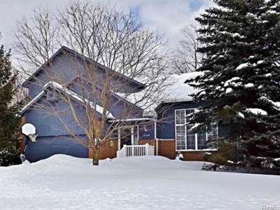 2140 Quail Run Dr, Commerce Township, MI, 48390