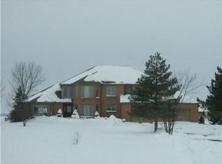 7533 Seeds Rd, Orient, OH 43146