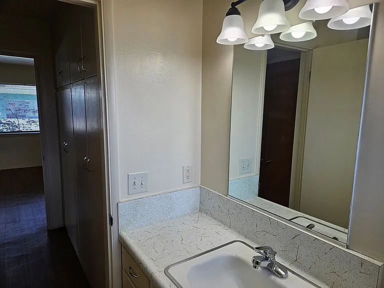 1647 W School Ave #1639-L — Photo 11
