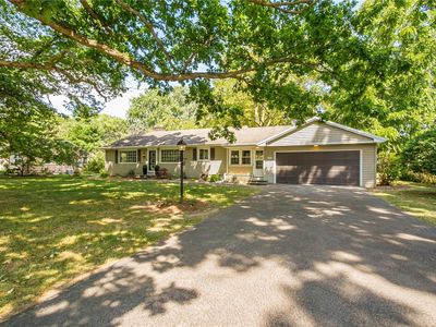 836 Embury Rd, Penfield, NY, 14526