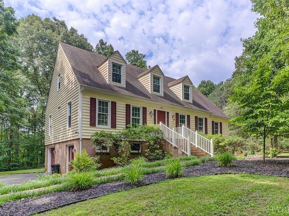 1st image of 43 Federal Hill Dr